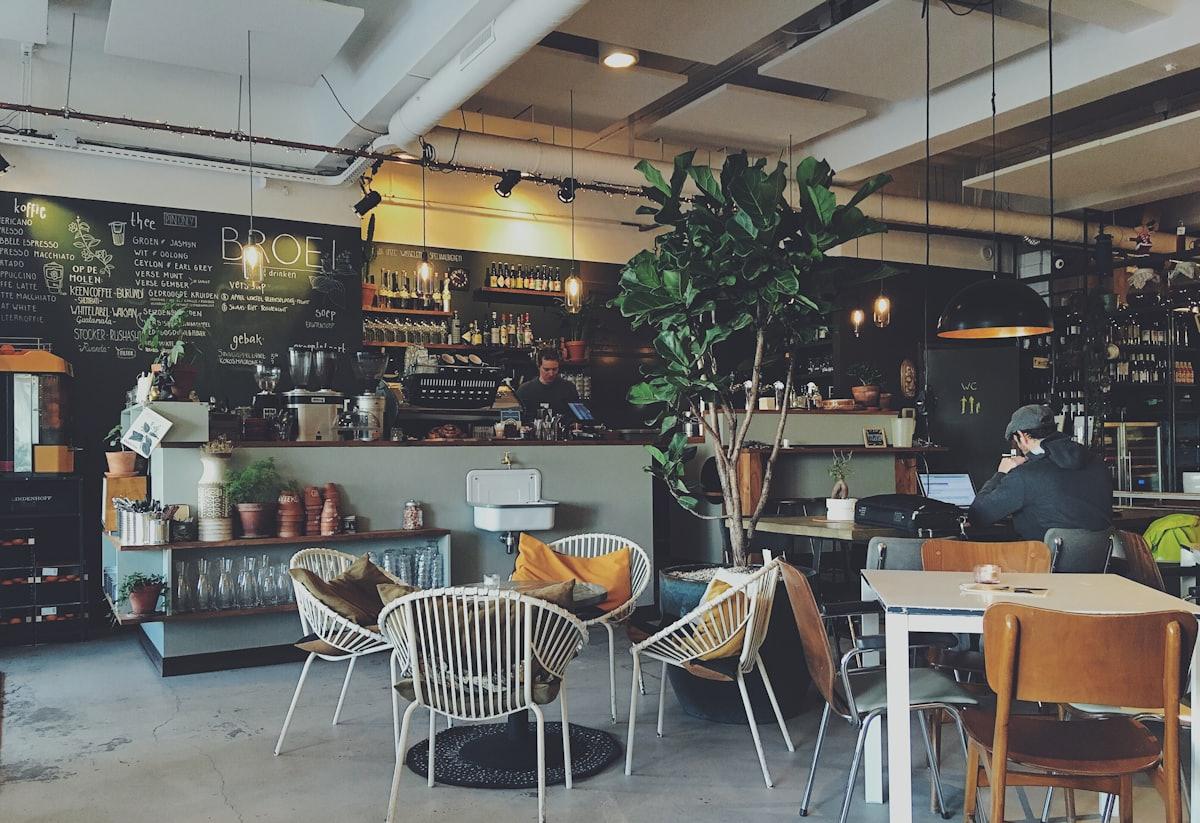 Café counter service